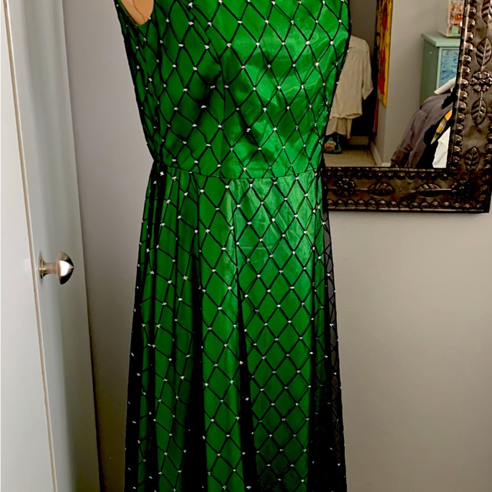 GREEN BEAUTIFUL LONG DRESS CUSTOM MADE FOR THEATRE PRODUCTION SIZE SMALL